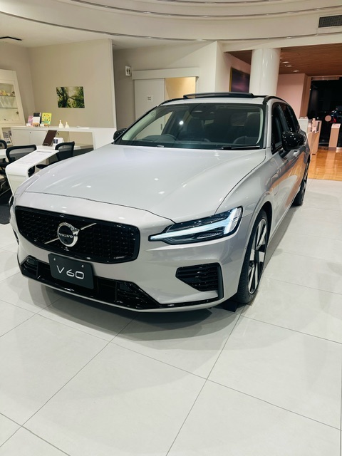 V60 Ultra T6 AWD plug-in hybrid